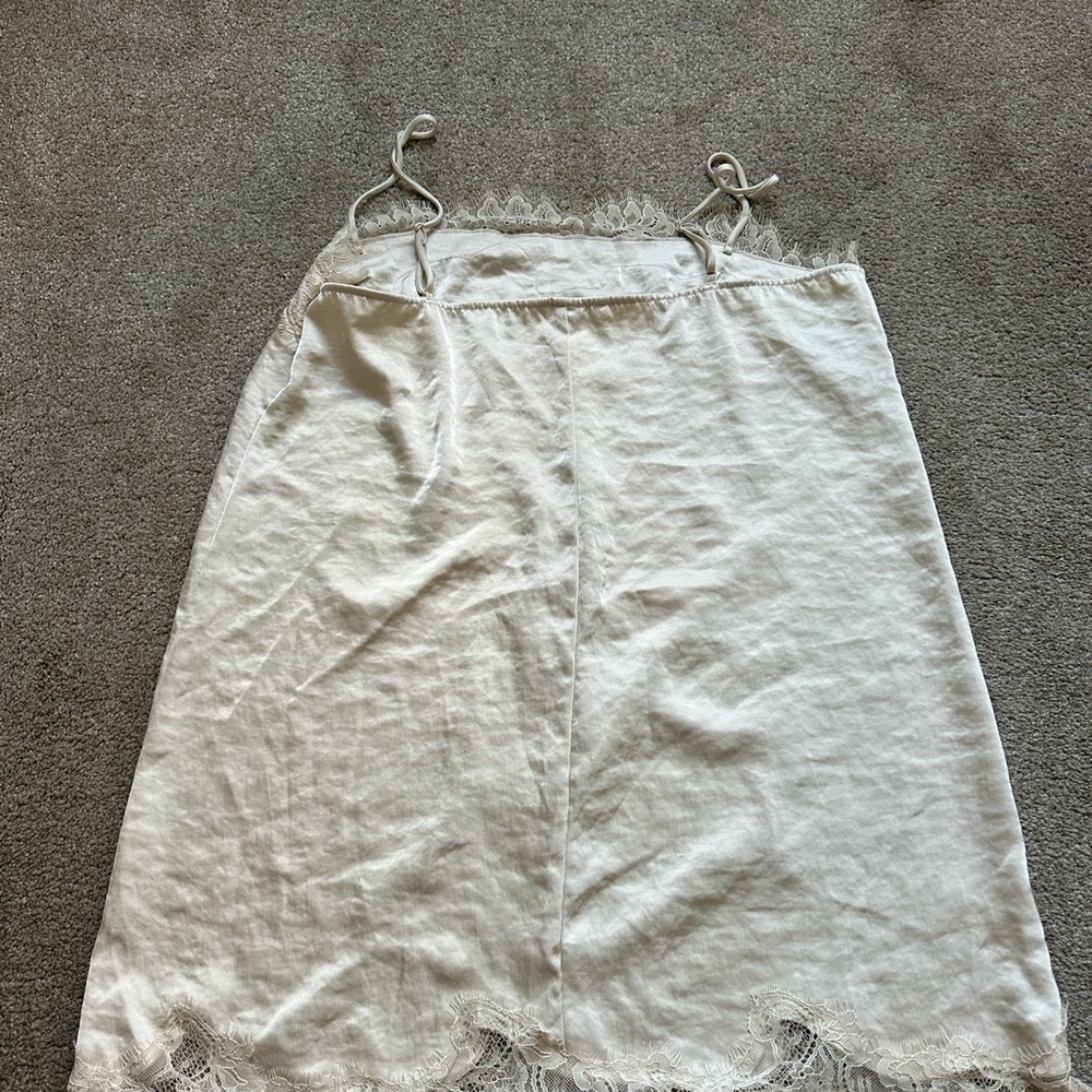 H&M NWT Lace-Trimmed Slip Cream Mini Dress - Picture 6 of 6